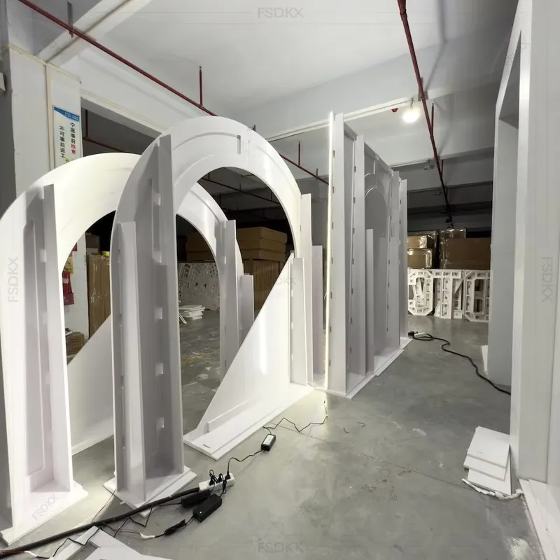 Kit Arco Floreale in PVC Bianc - Lighting Decor Rentals recensione e prezzo
