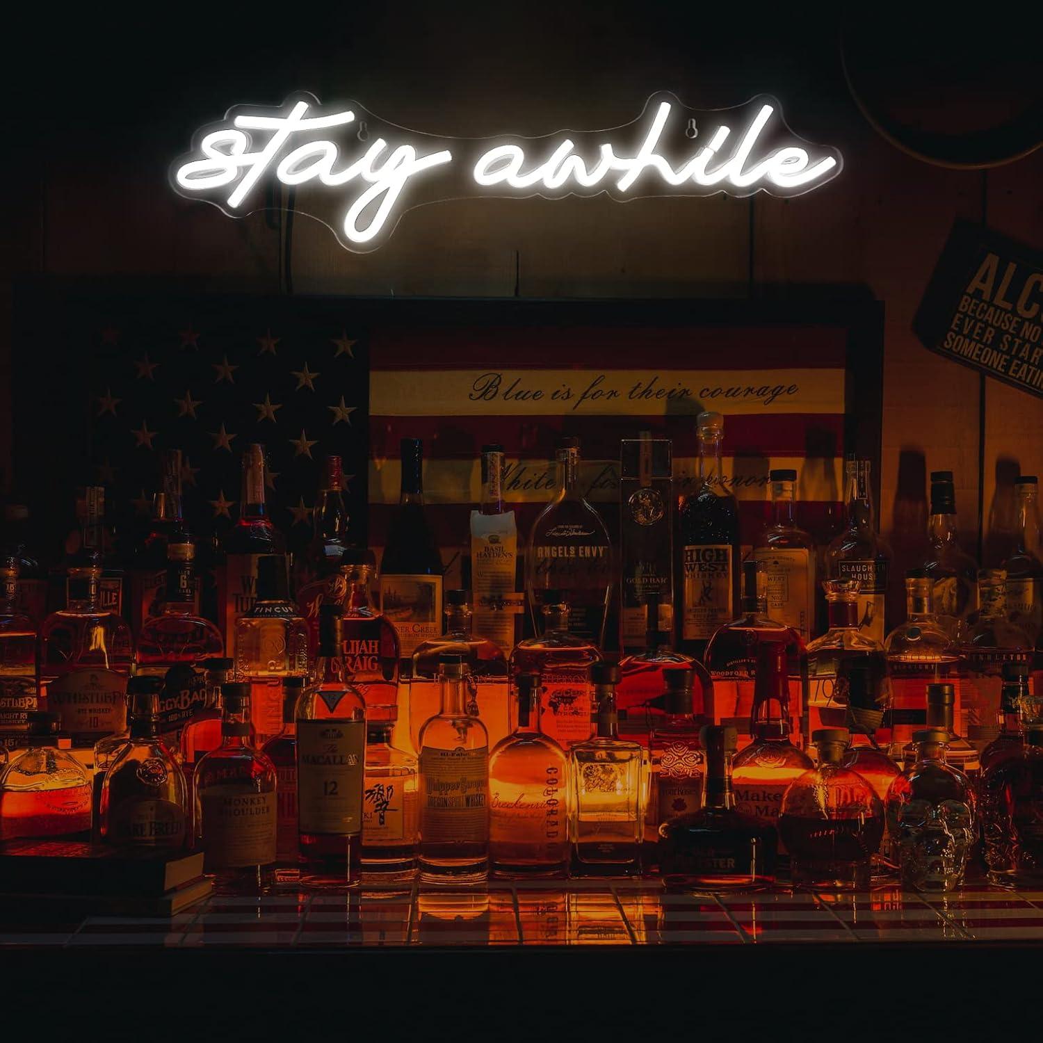Insegne al Neon 'Stay Awhile'  - Wall Decor Lighting recensione e prezzo